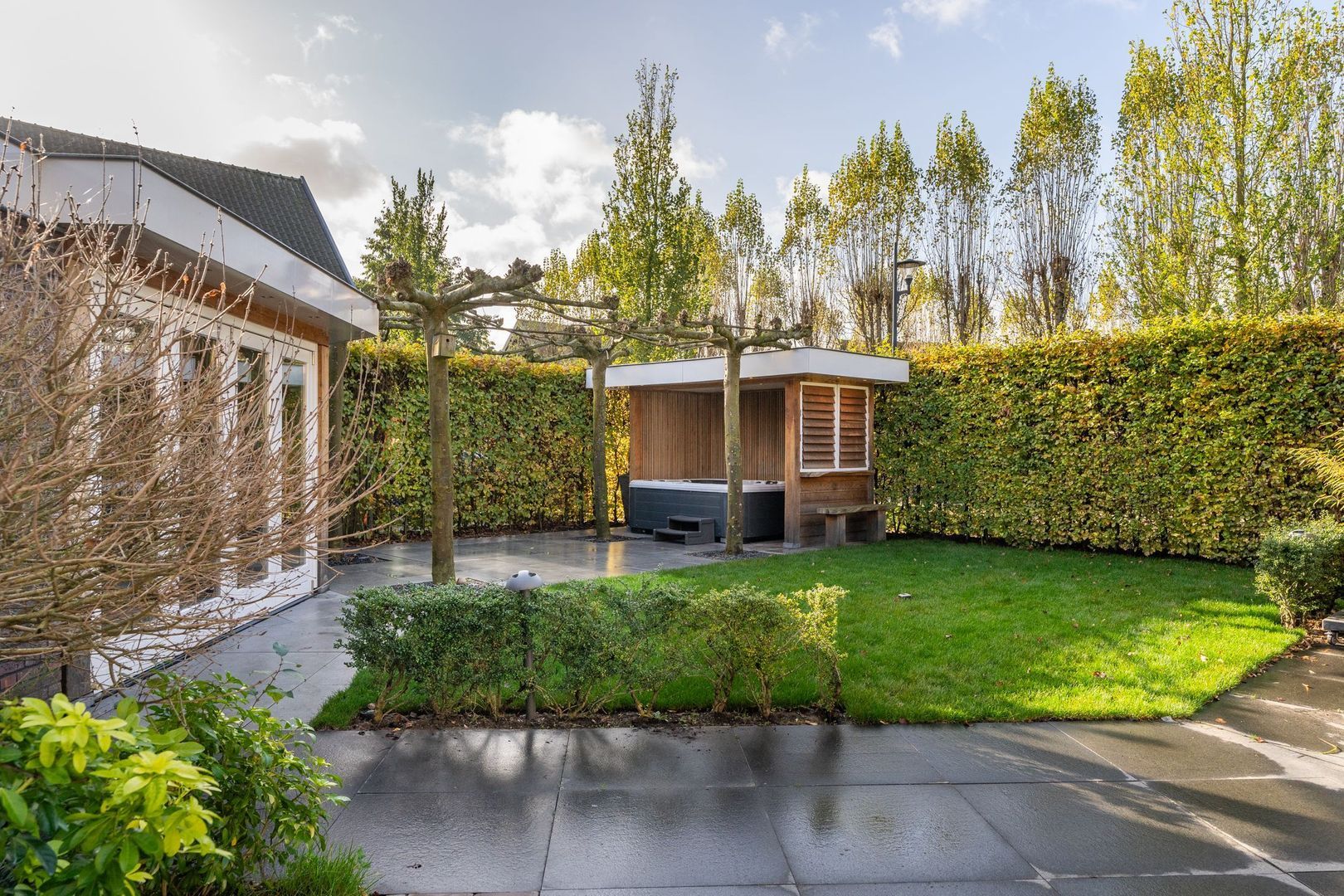 Malpad 1, Oss foto-35