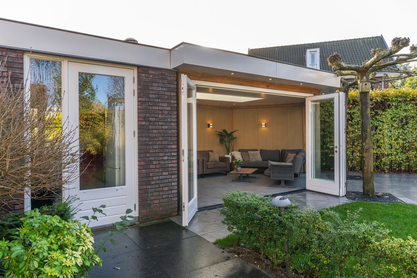 Malpad 1, Oss foto-36