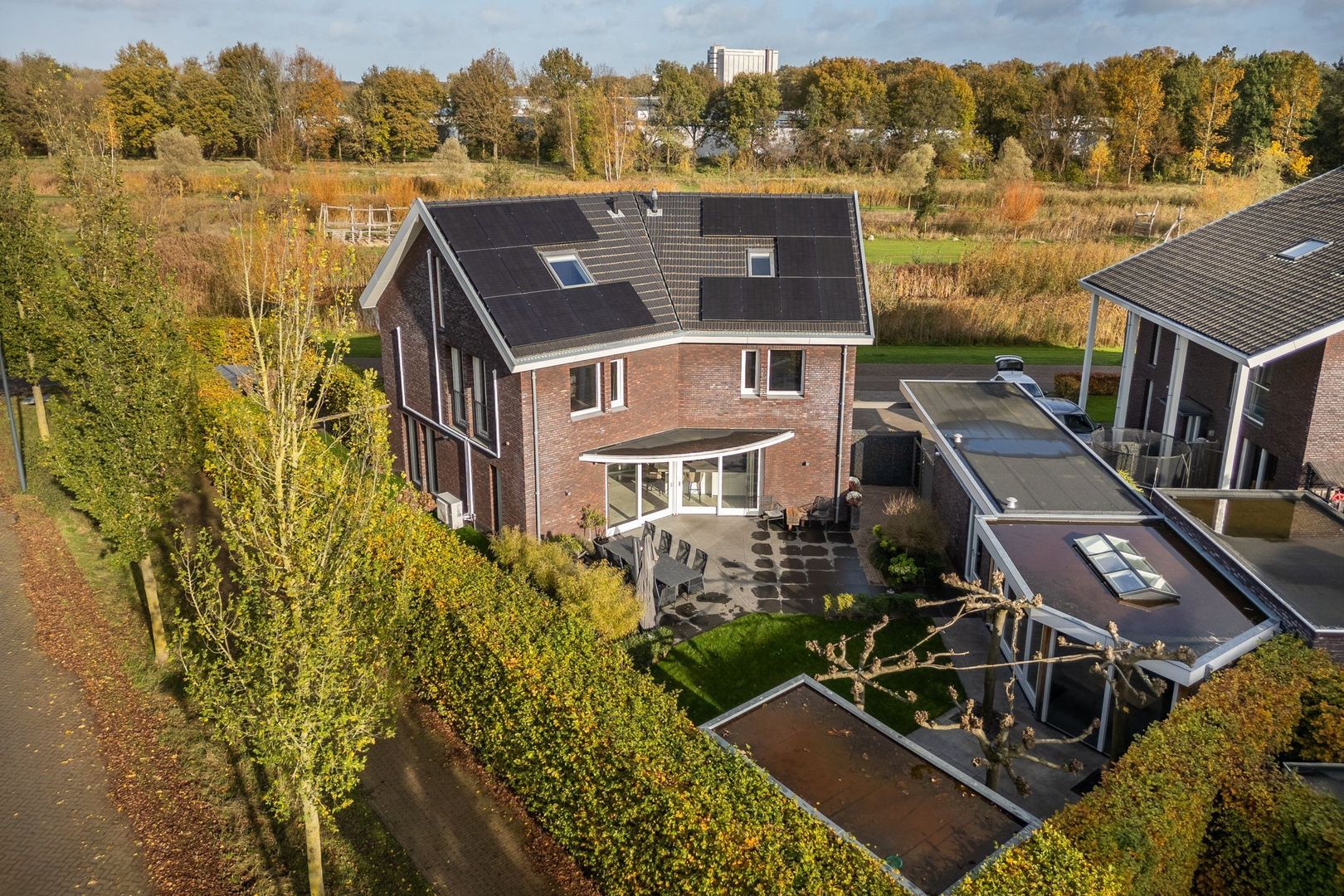 Malpad 1, Oss foto-42