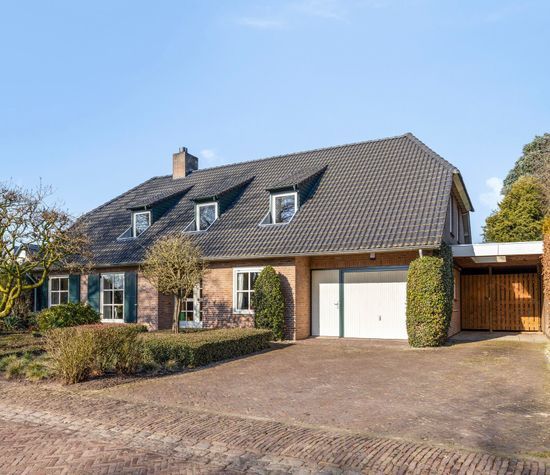 Langven 6, Heesch