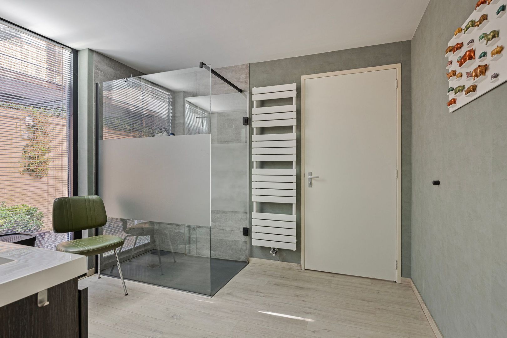 Bastion 7, Oss foto-24