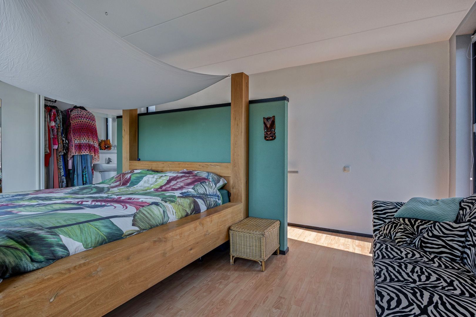 Bastion 7, Oss foto-40