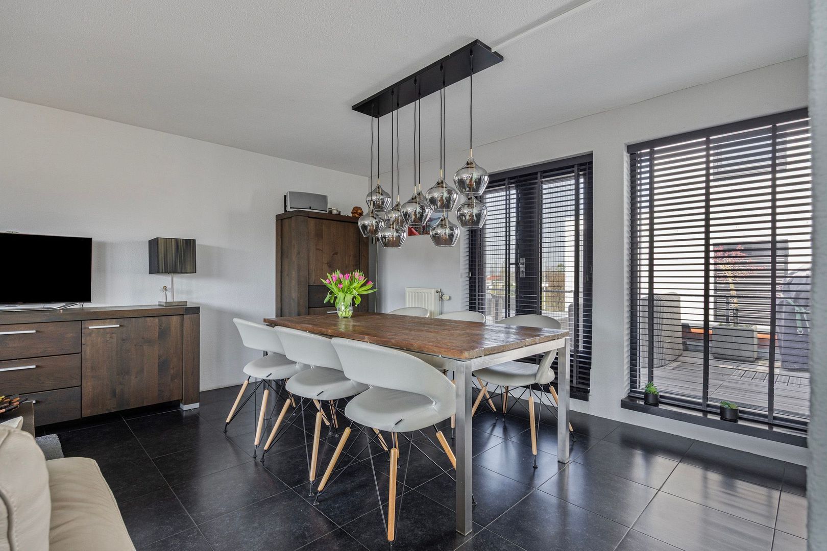 Bastion 7, Oss foto-30