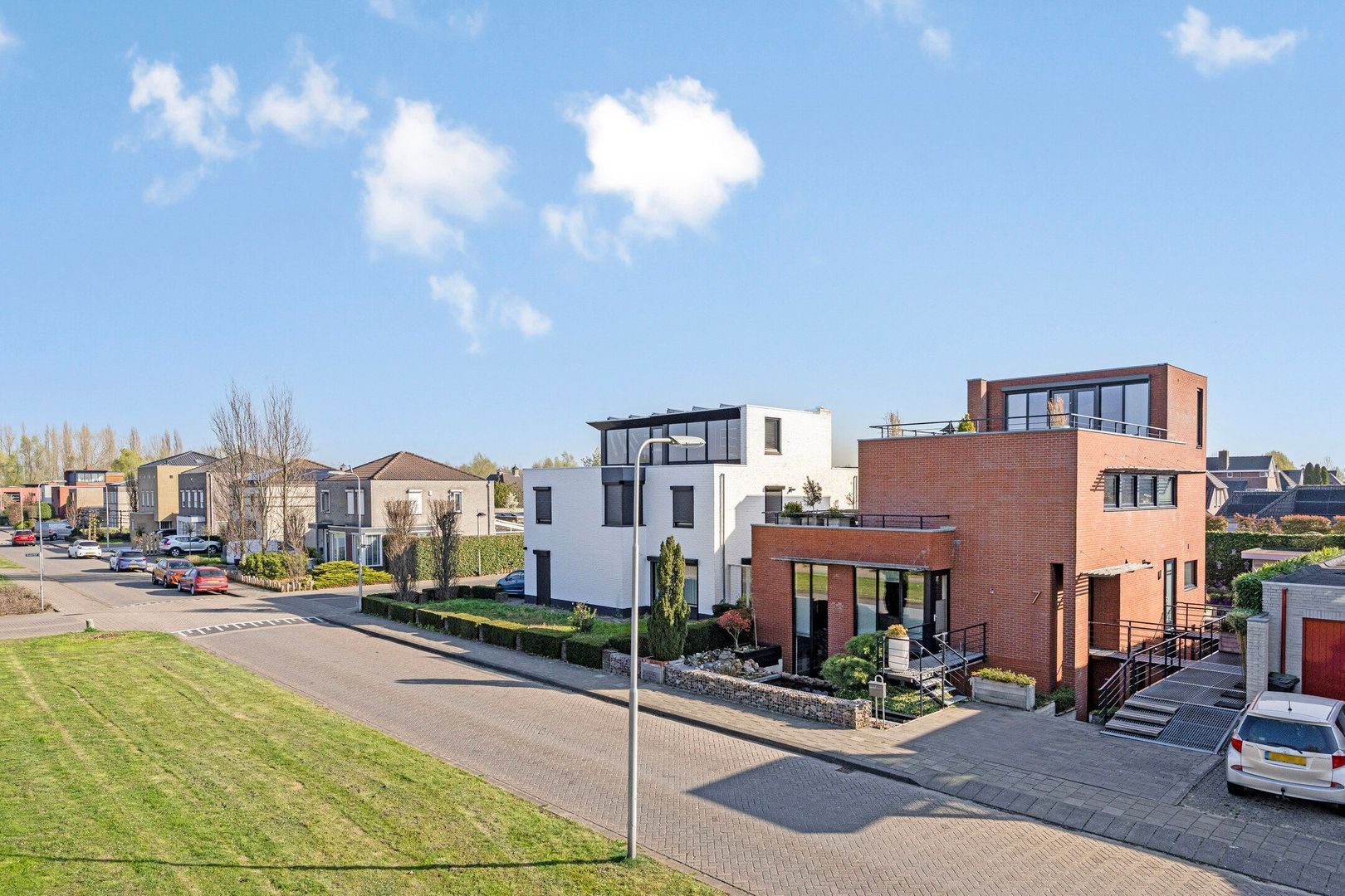 Bastion 7, Oss foto-55