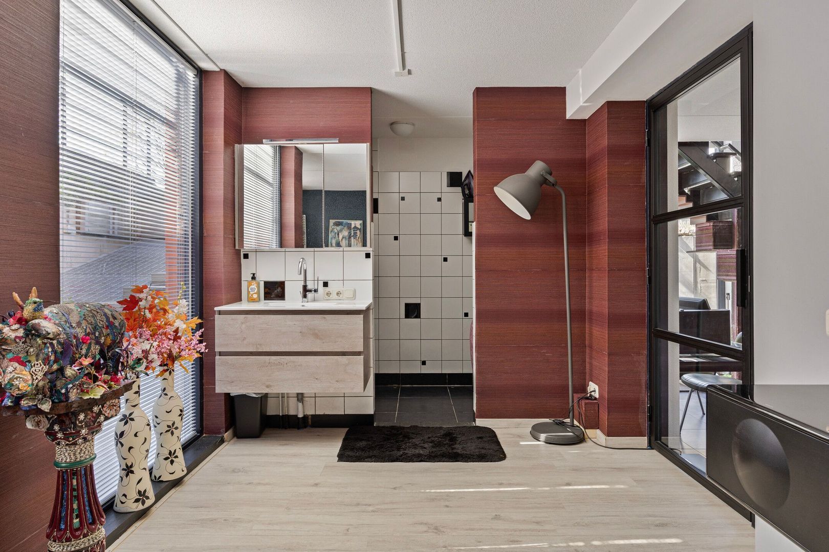 Bastion 7, Oss foto-22