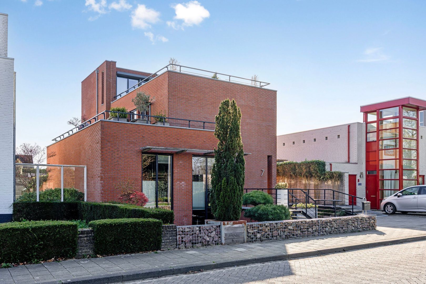 Bastion 7, Oss foto-53