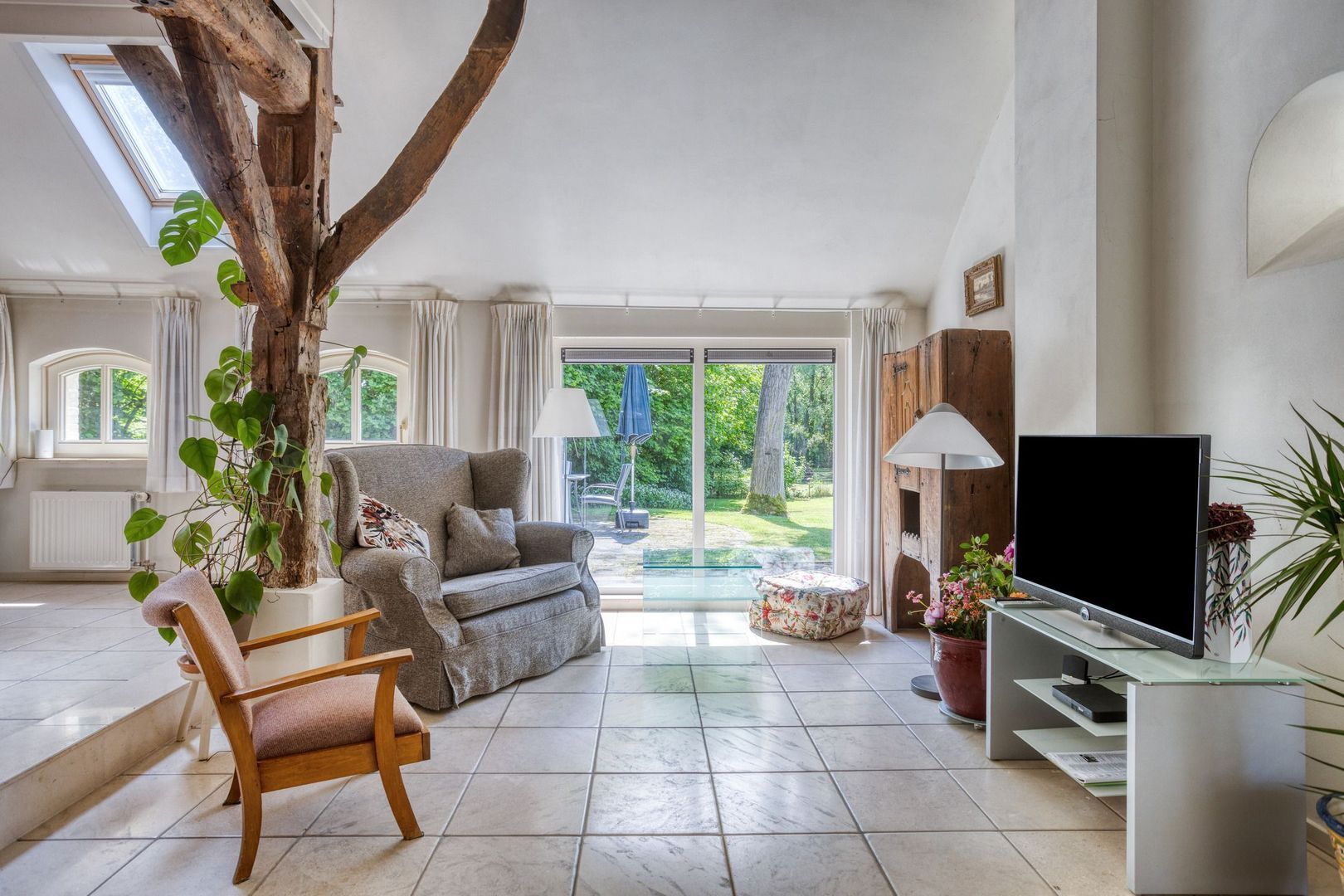 Maasdijk 5, Overlangel foto-8