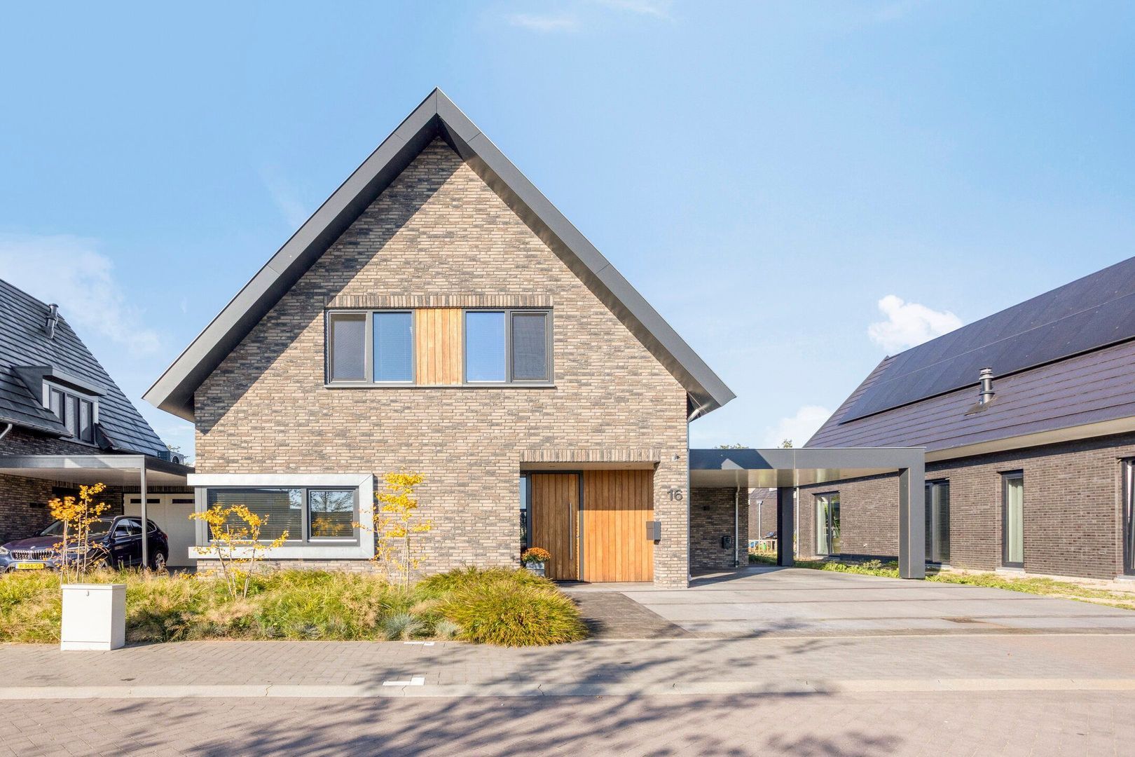 Valbrug 16, Oss foto-0