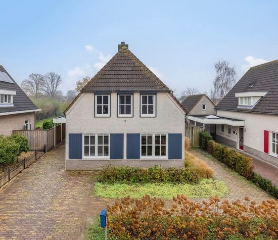 Heuvelwijkstraat 6, Lith