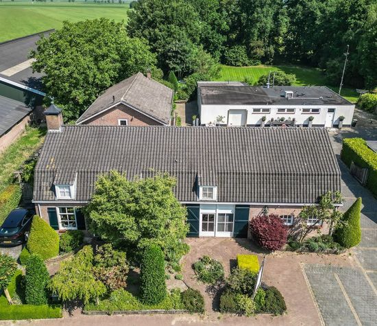 Broekstraat 8, Geffen