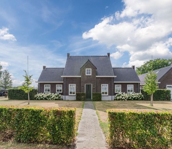 Weisestraat 14, Lithoijen