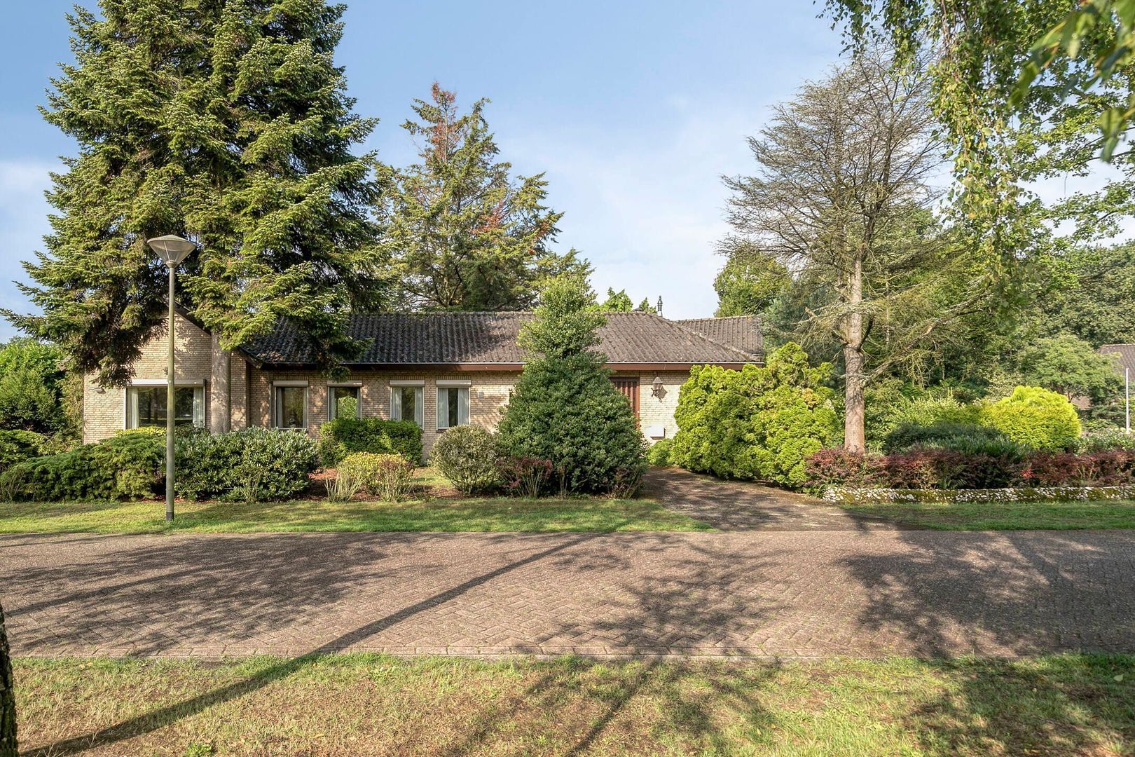 Bachlaan 6, Oss foto-1