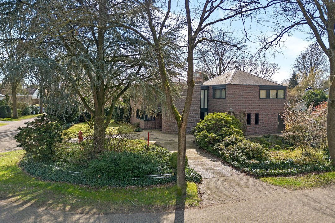 Bachlaan 26, Oss foto-2