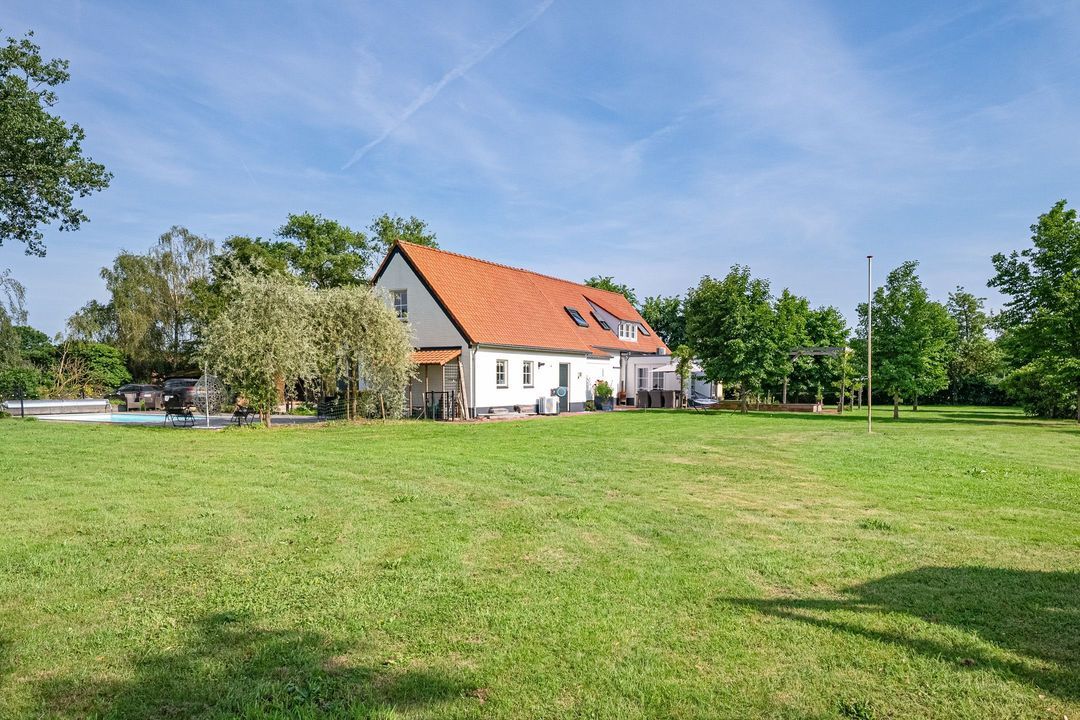Vossensteeg 1, Overlangel foto-3