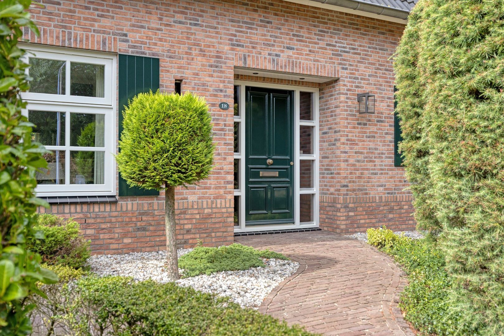 Dennenlaan 18, Oss foto-4