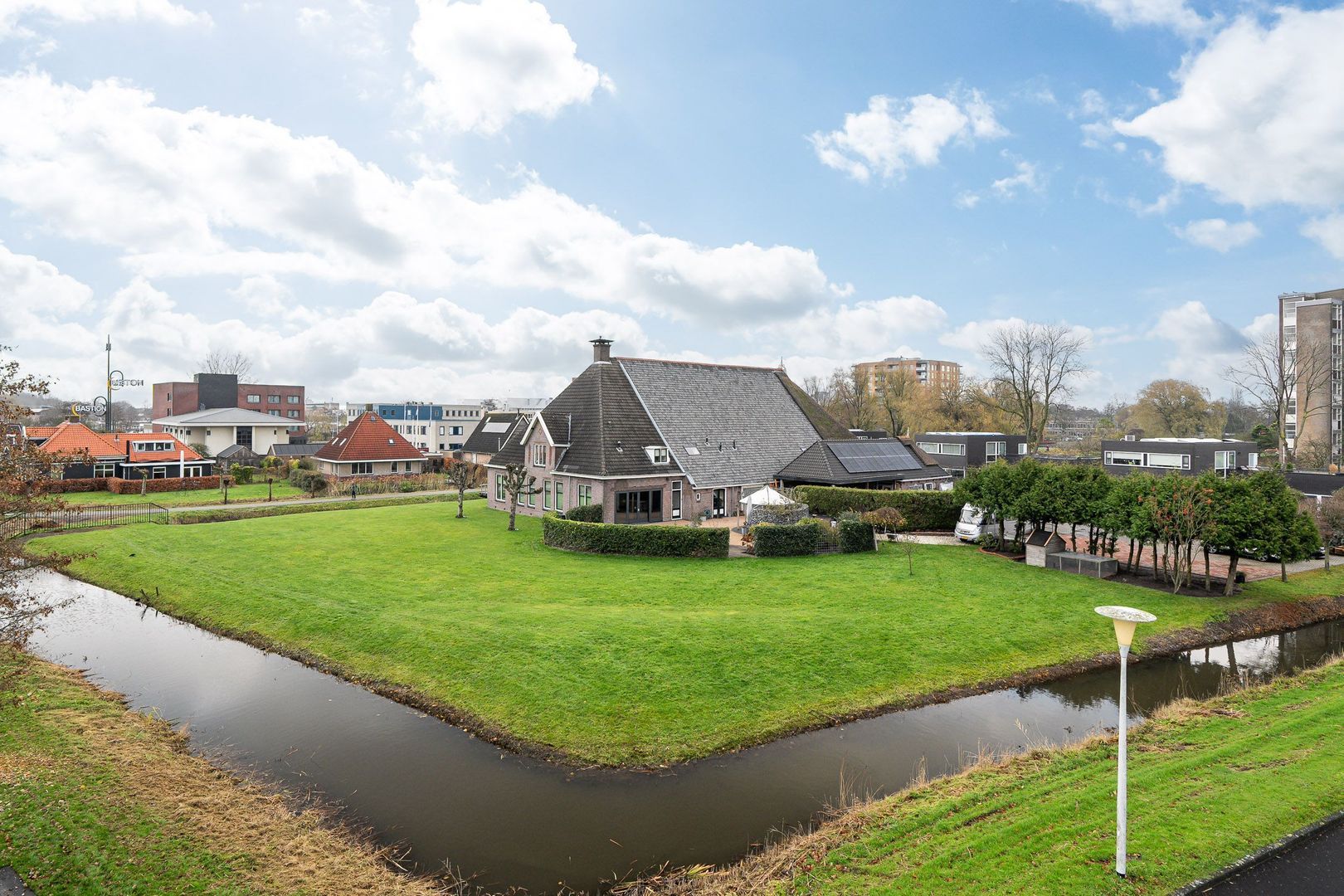 Hempenserweg 2 a, Leeuwarden foto-1