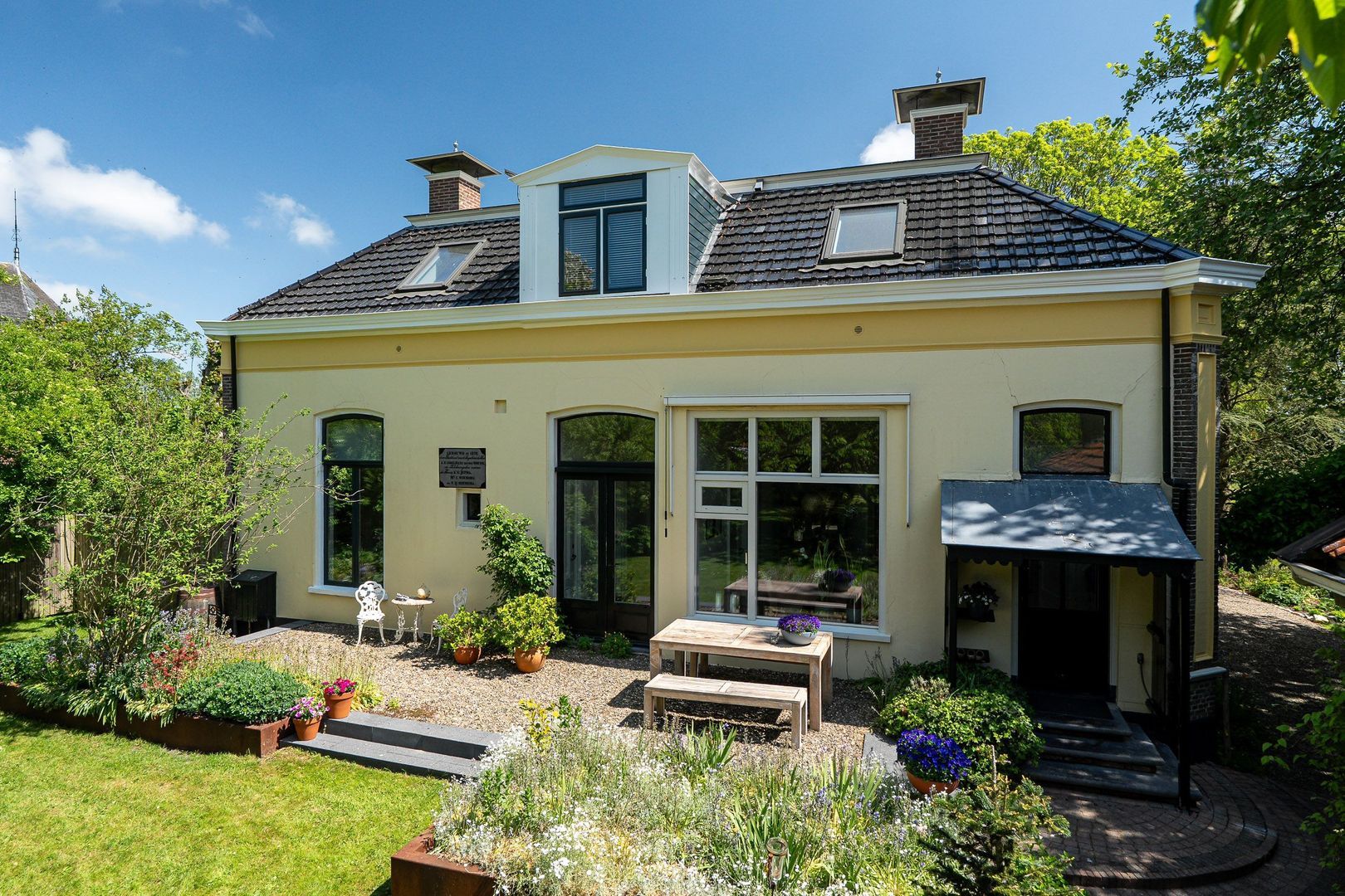 Tsjerkeleane 1, Ingelum foto-1