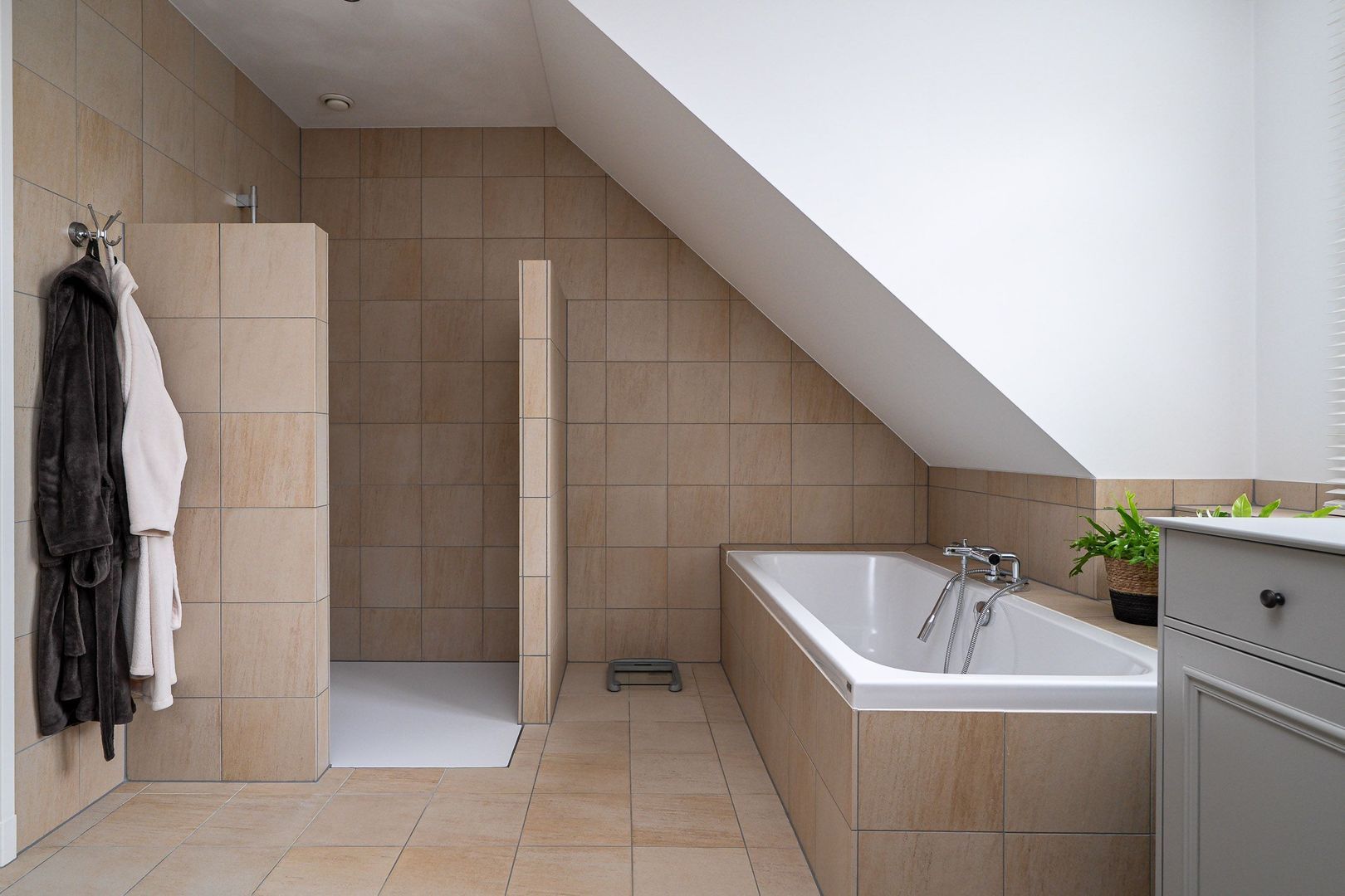 Tsjerkeleane 1, Ingelum foto-26