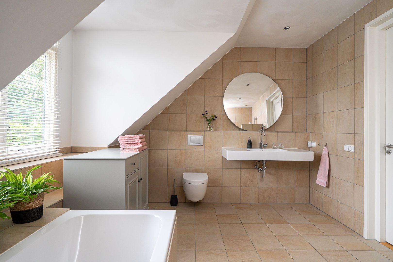 Tsjerkeleane 1, Ingelum foto-27