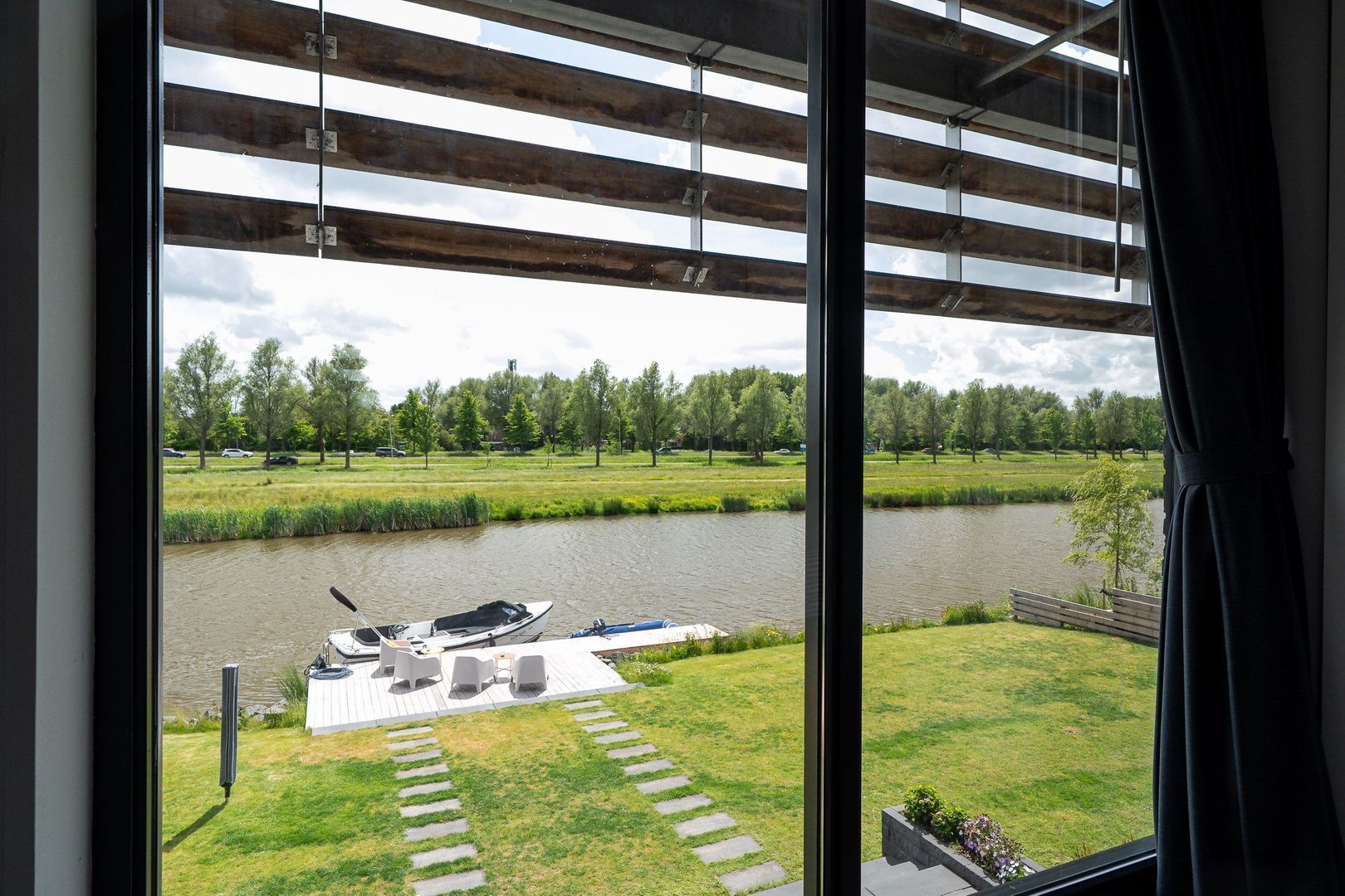 Karst Leemburgleane 24, Leeuwarden foto-64