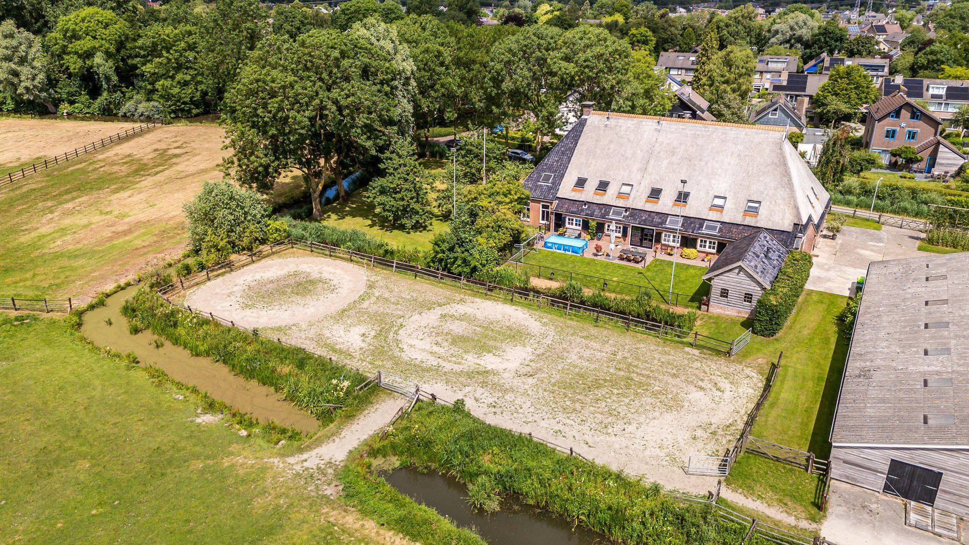 Hounsdyk 6, Goutum foto-3