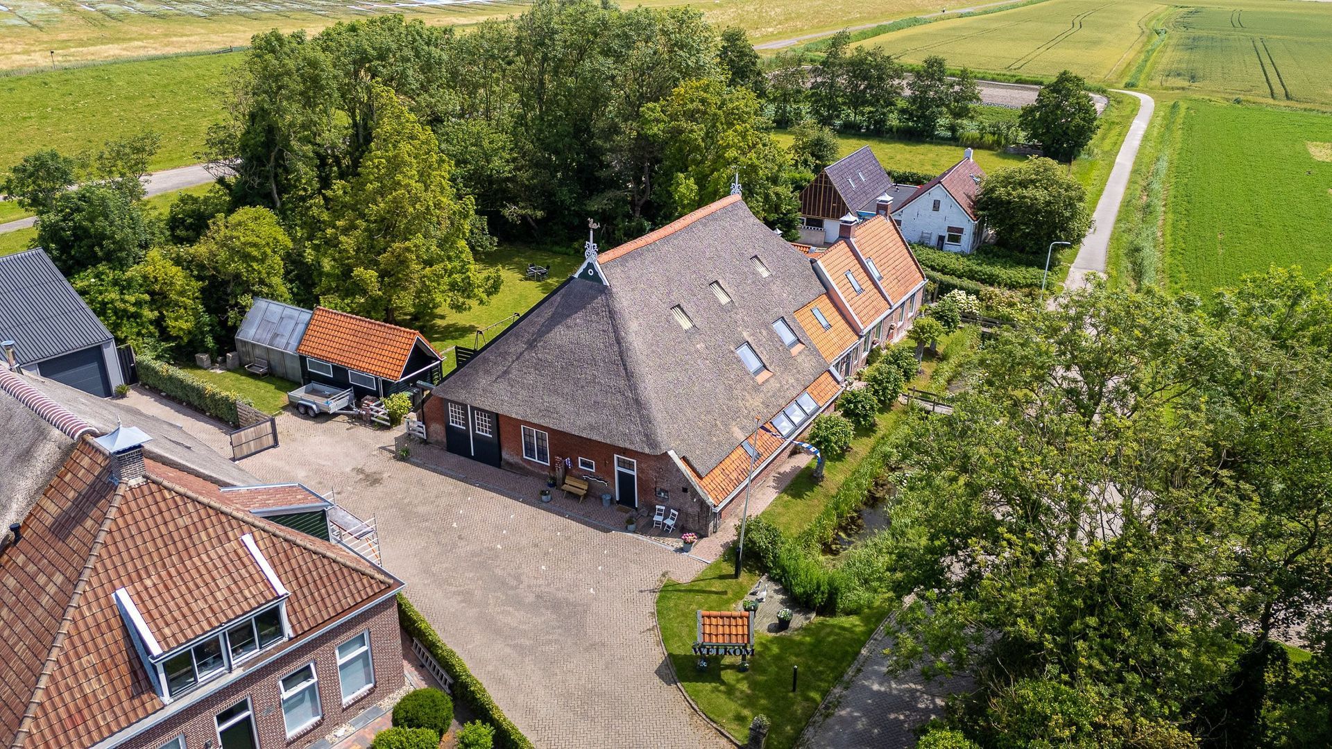 Eastein 26, Peazens foto-76