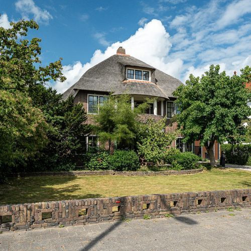 Harlingerstraatweg 18, Leeuwarden foto-1