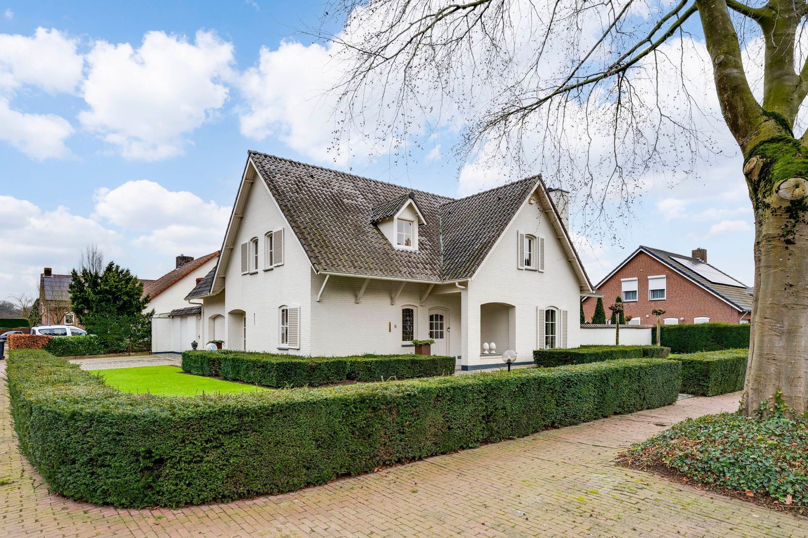 Rozenberglaan 8, Heel foto-1