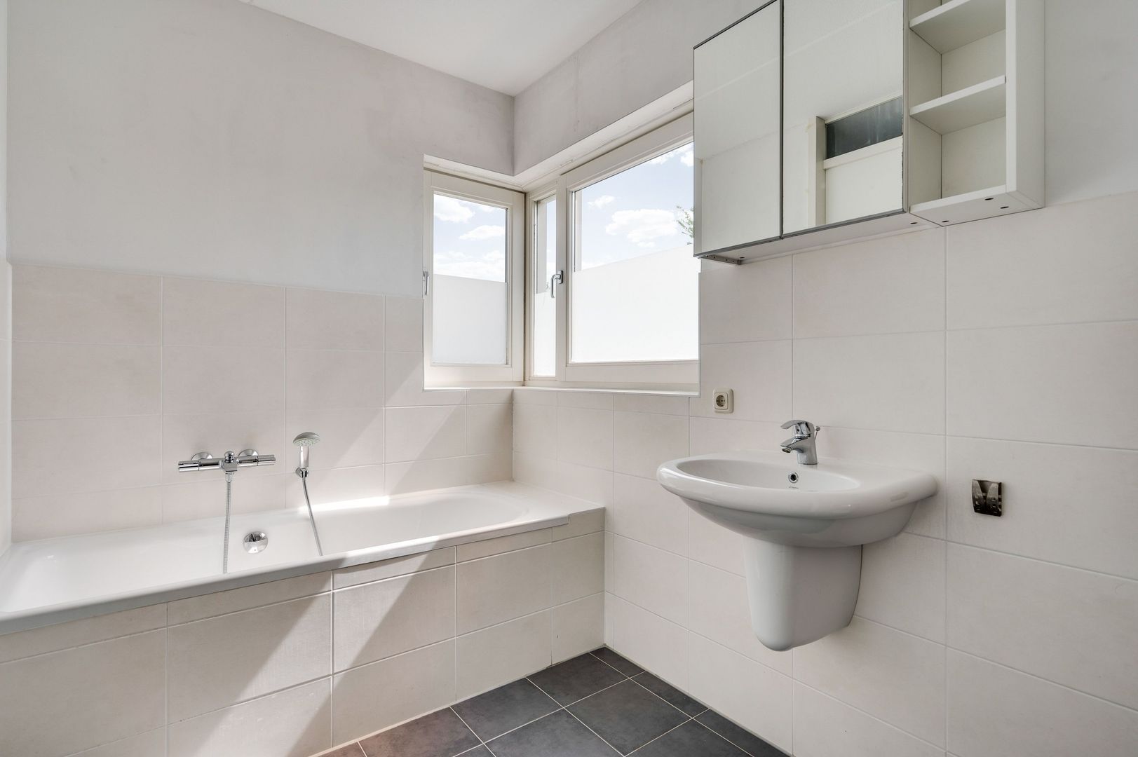 Sint Michaëllaan 10, Herten foto-16