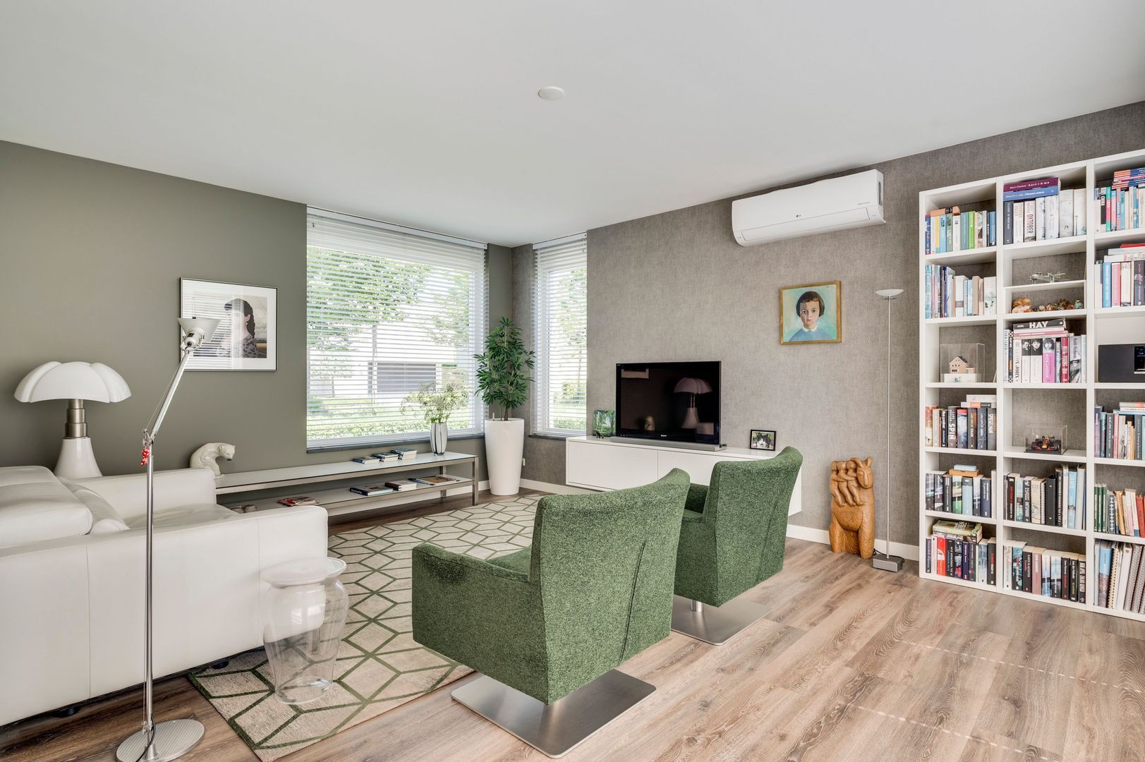 Sint Michaëllaan 32, Herten foto-5