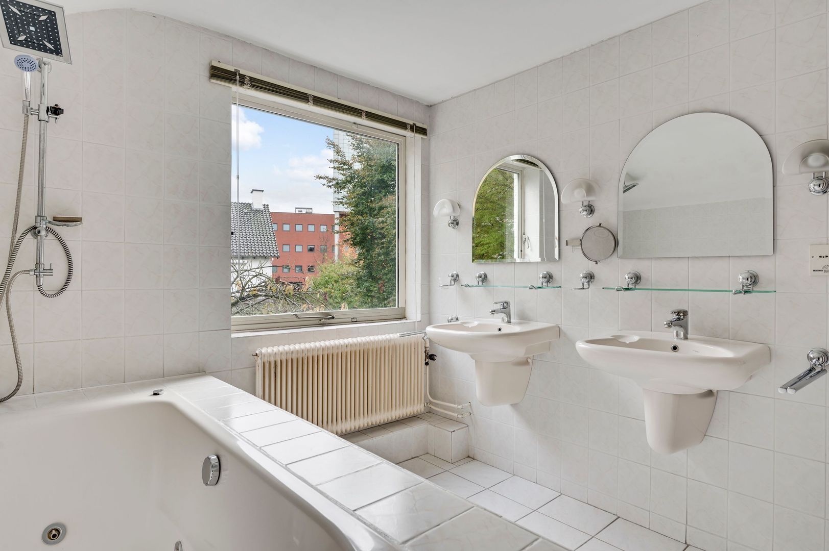 Pastoor van Oppenstraat 1, Roermond foto-21