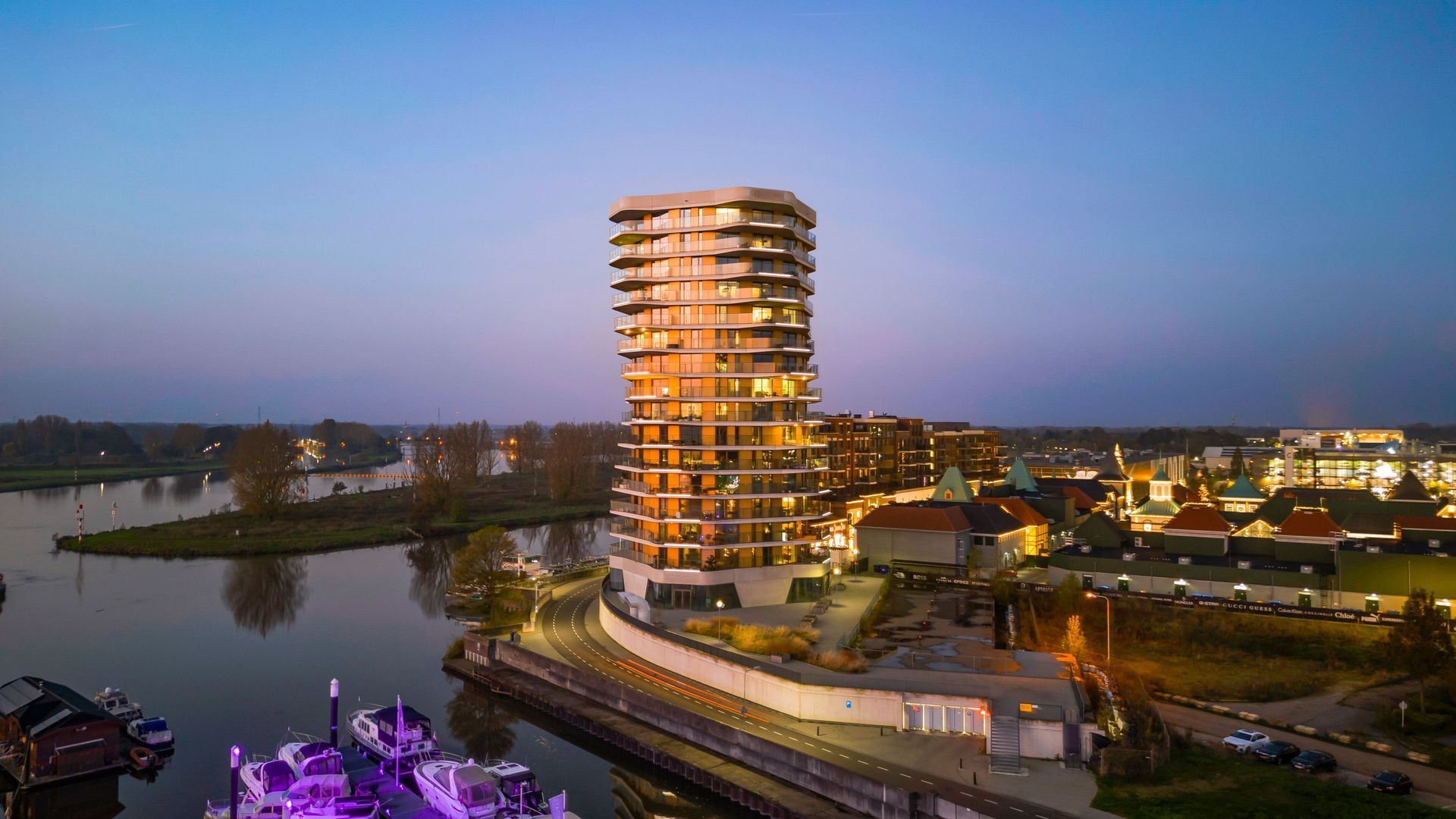 Maashaven 752, Roermond foto-2