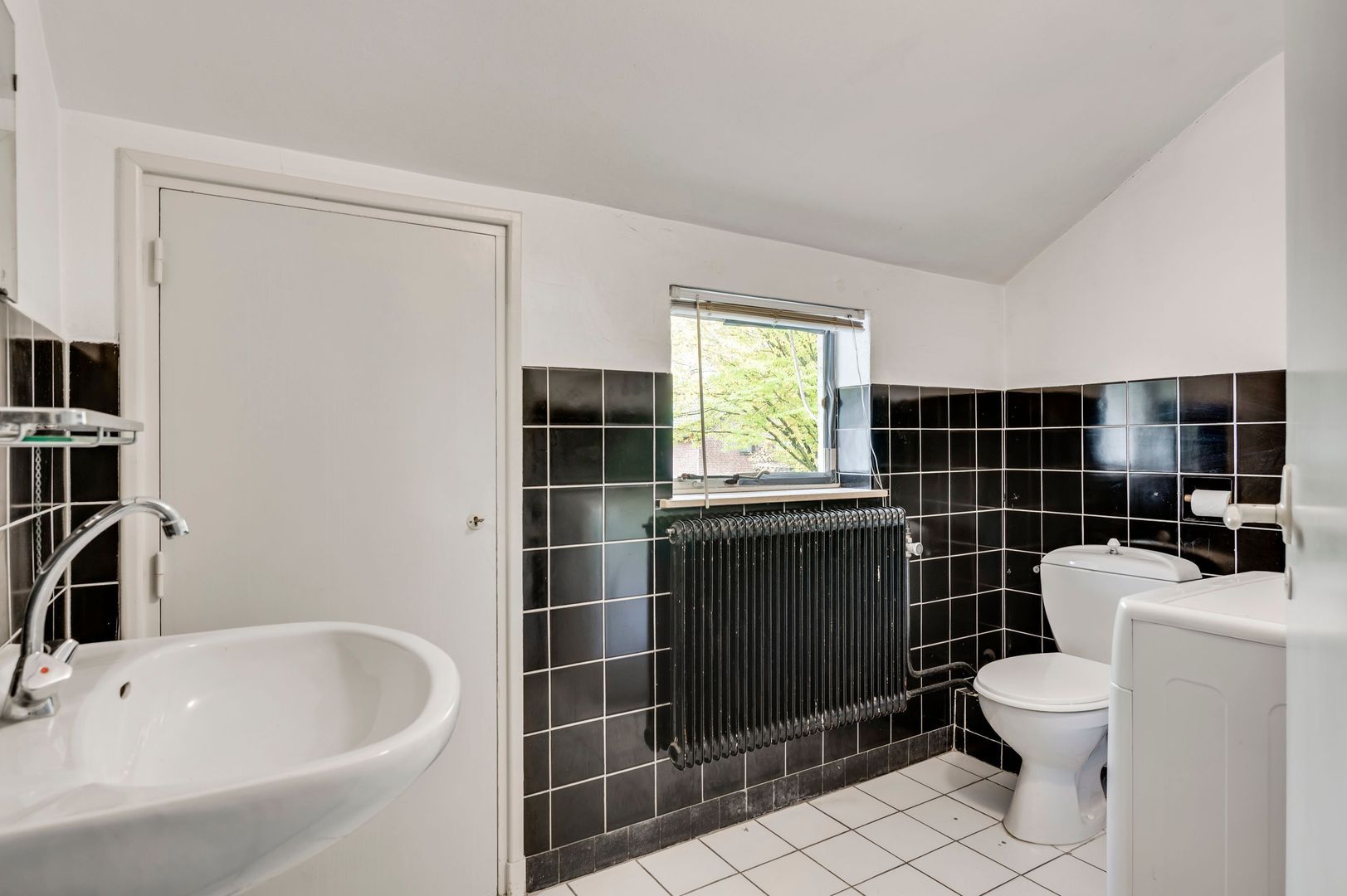 Pastoor van Oppenstraat 1, Roermond foto-22