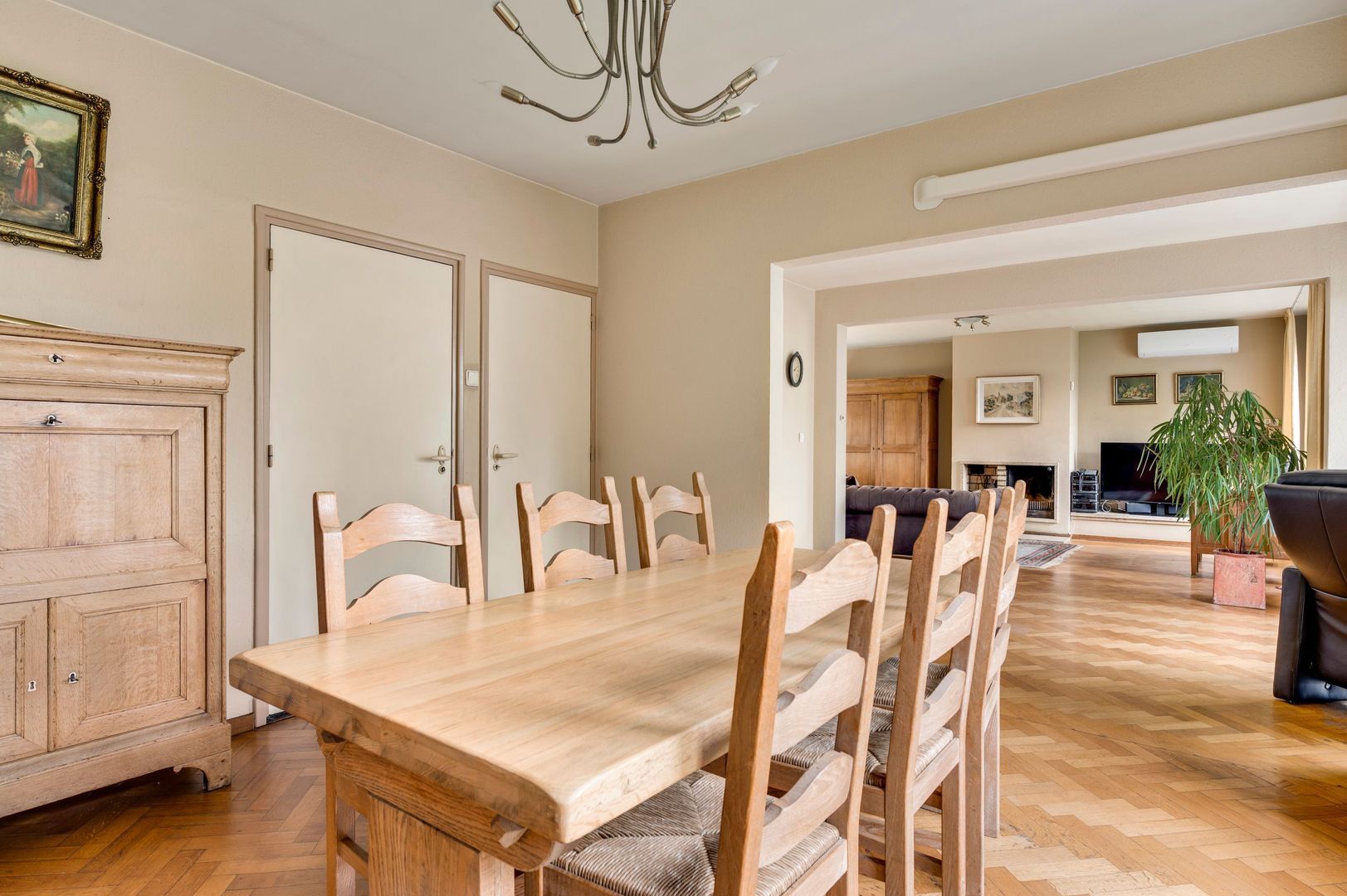 Pastoor van Oppenstraat 1, Roermond foto-11