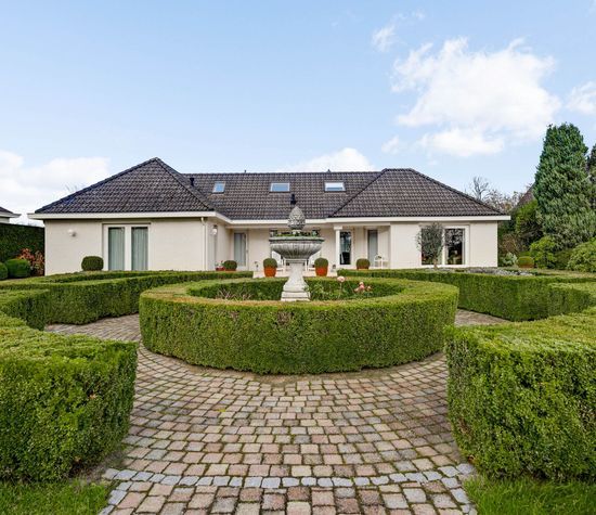 Karthuizerlaan 30, Roermond