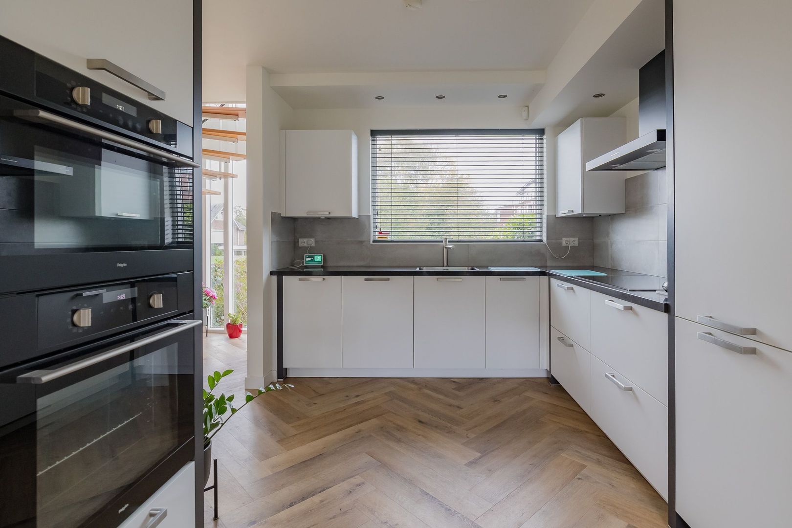 Langeweg 86, Roelofarendsveen foto-13