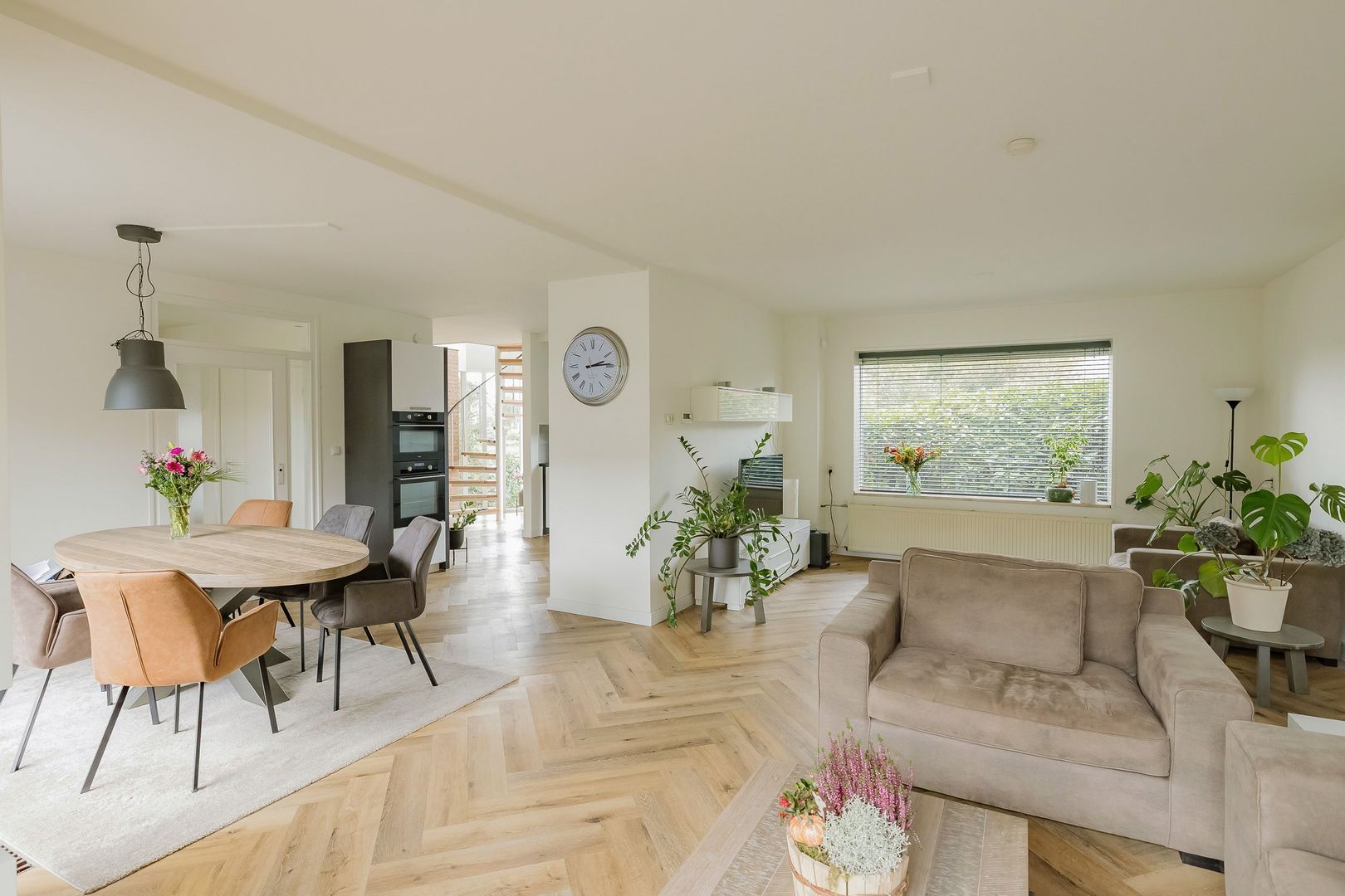 Langeweg 86, Roelofarendsveen foto-23