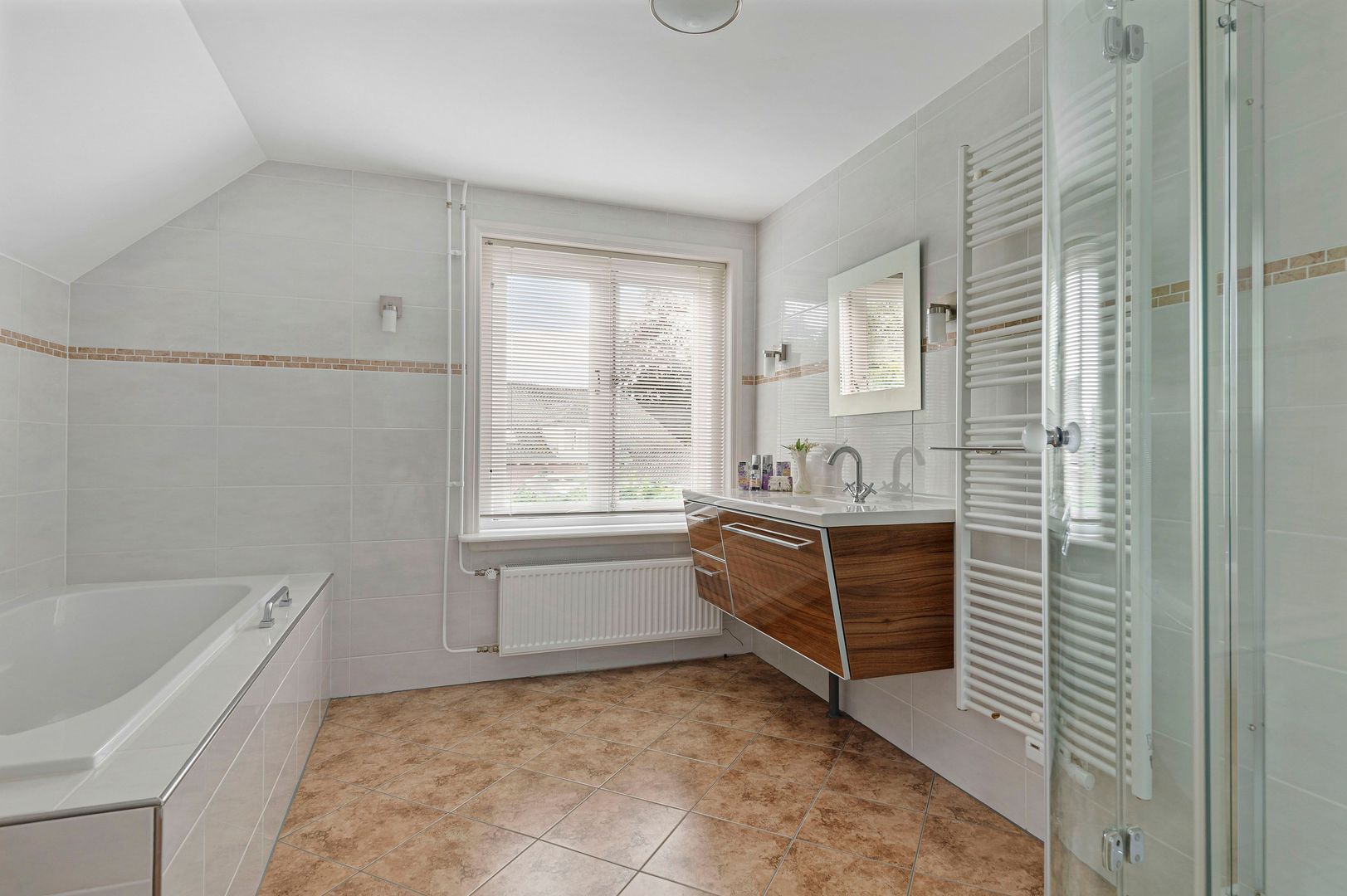 van Pallandtlaan 24, Sassenheim foto-36