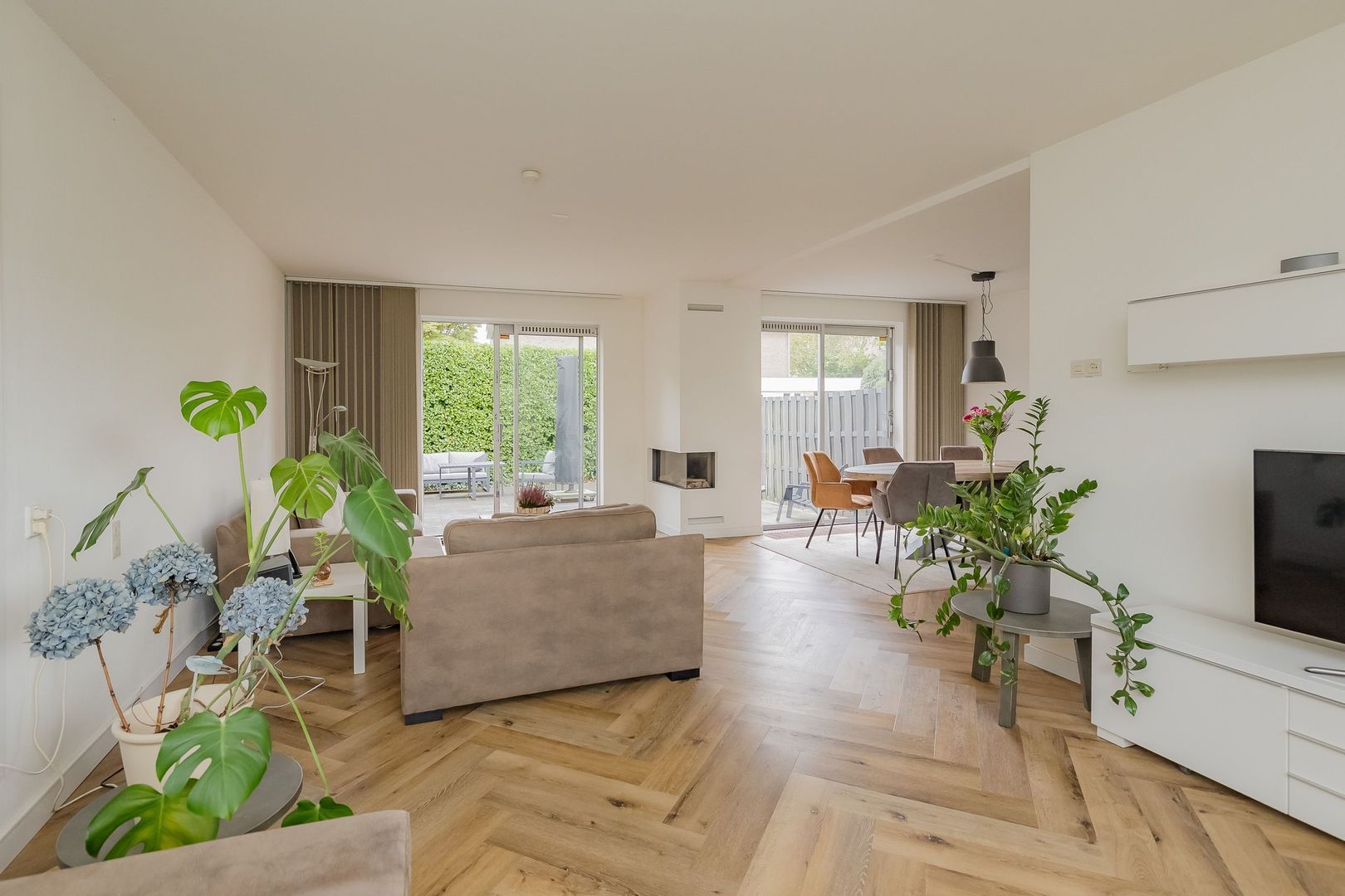 Langeweg 86, Roelofarendsveen foto-26