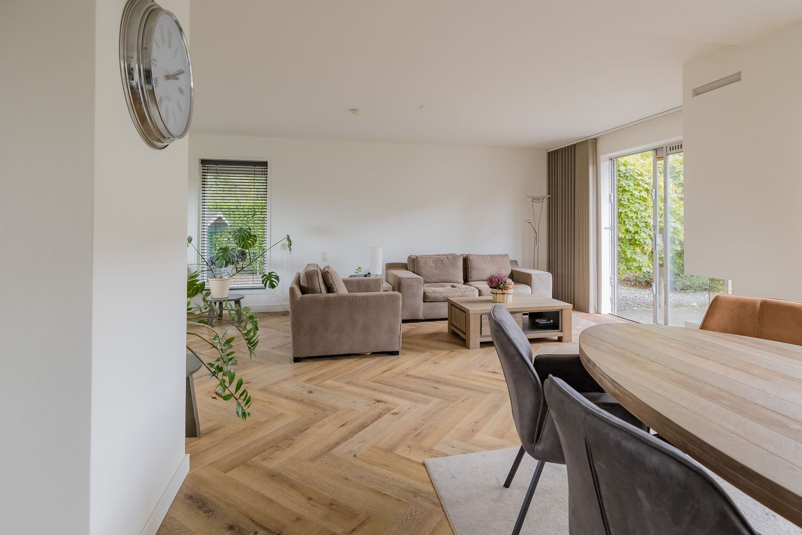 Langeweg 86, Roelofarendsveen foto-18