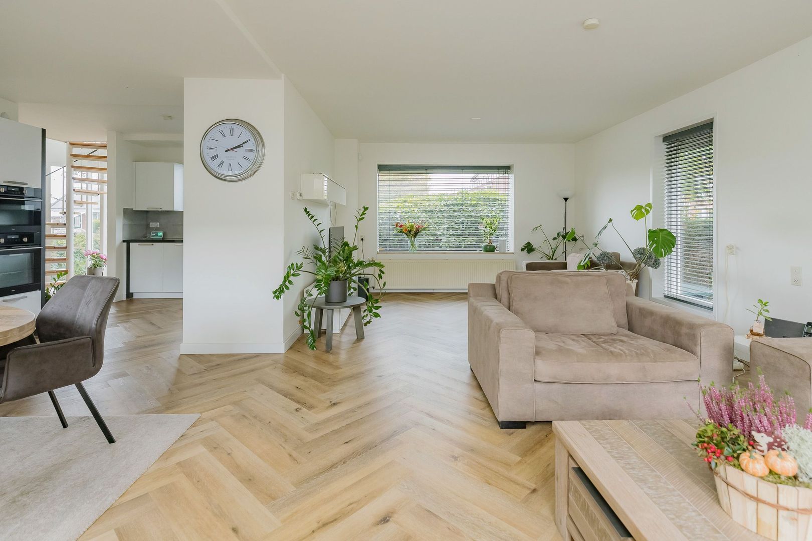 Langeweg 86, Roelofarendsveen foto-22