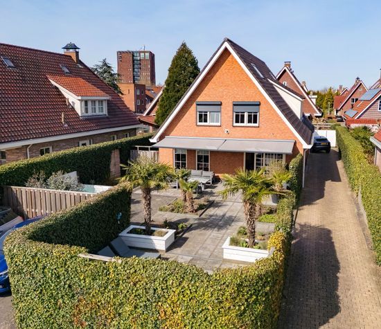 Rumba 3, Nieuw-Vennep