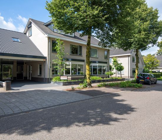 Mennestraat 38, Putten