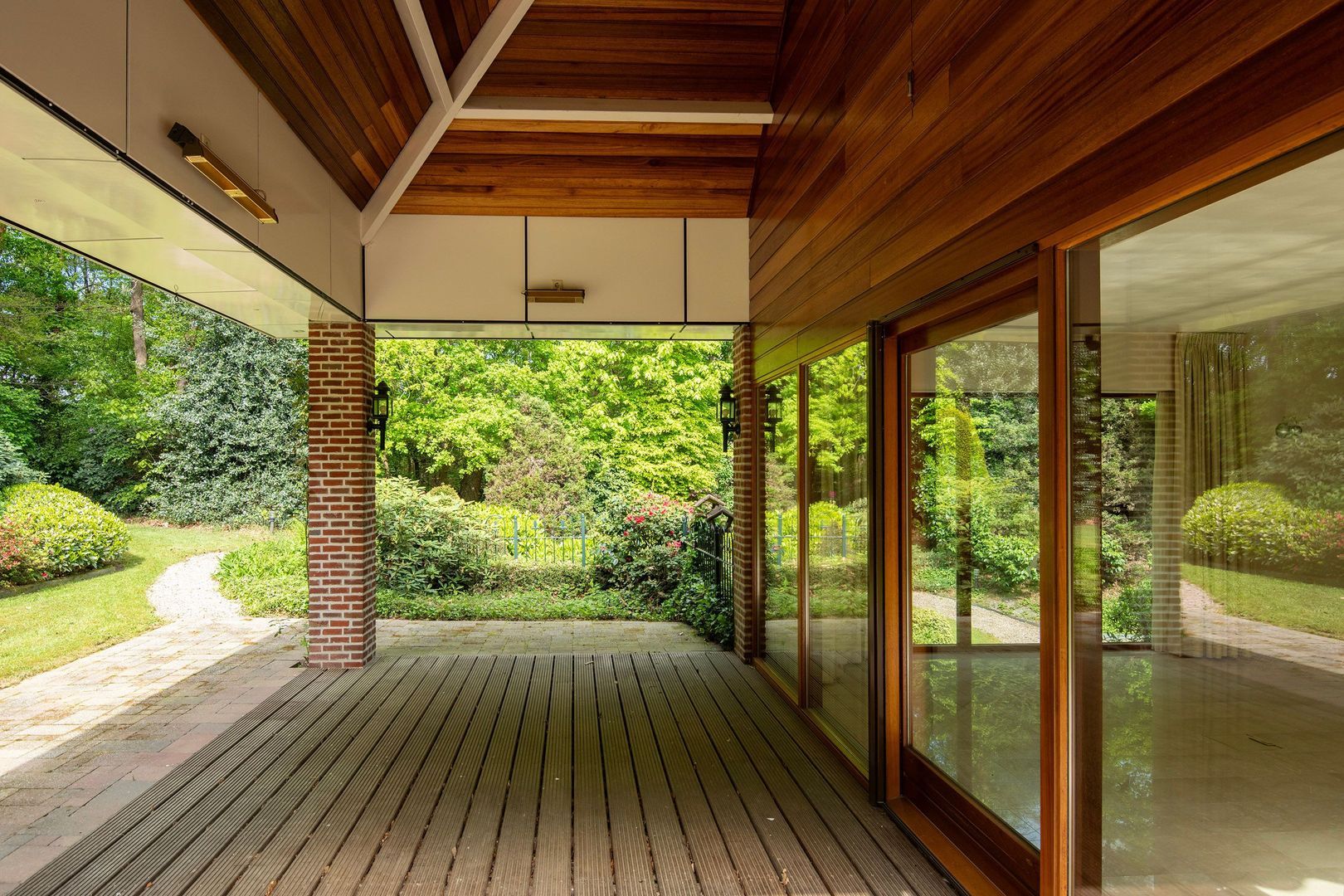 Dr L E van Hoornlaan 16, Garderen foto-29