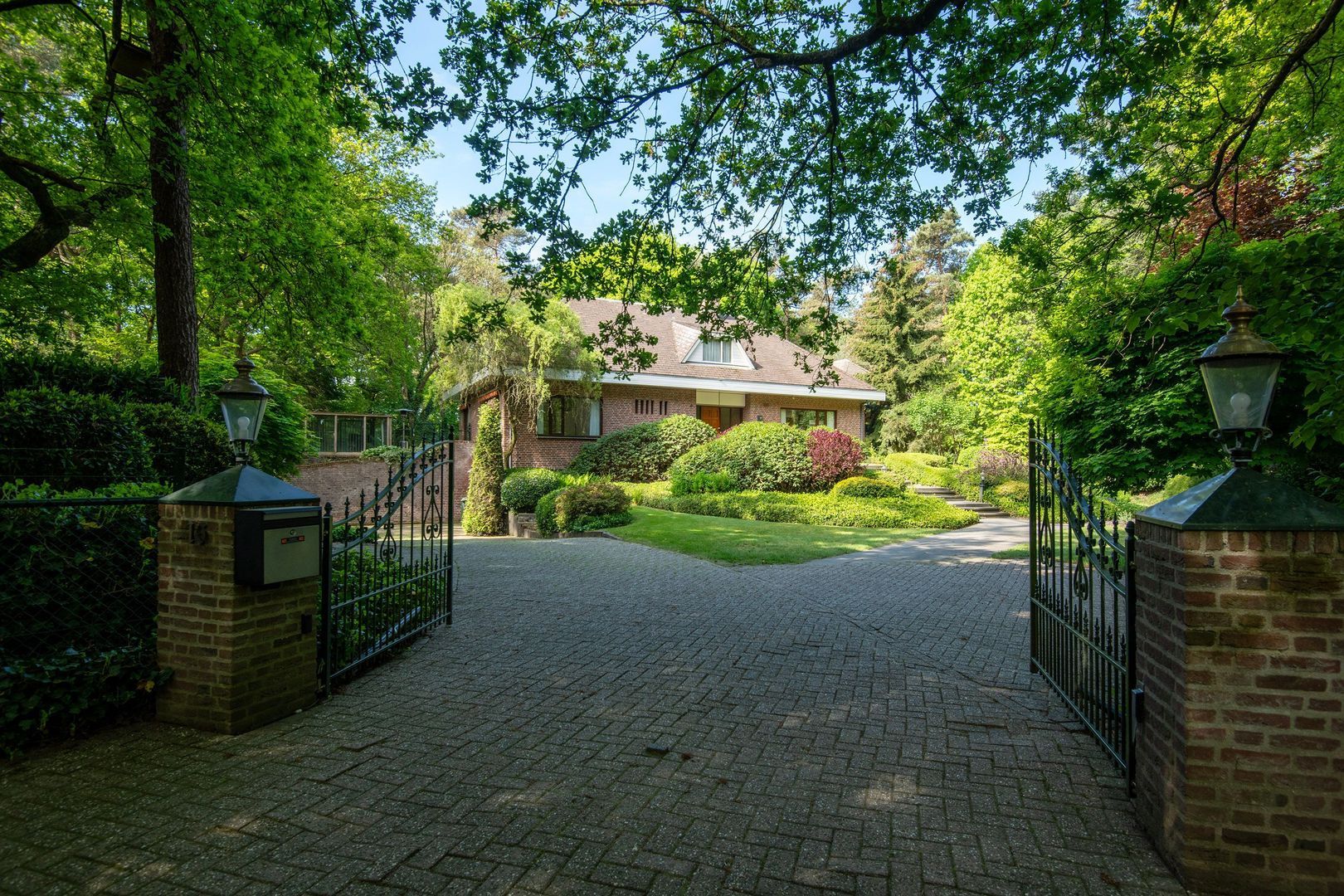 Dr L E van Hoornlaan 16, Garderen foto-33