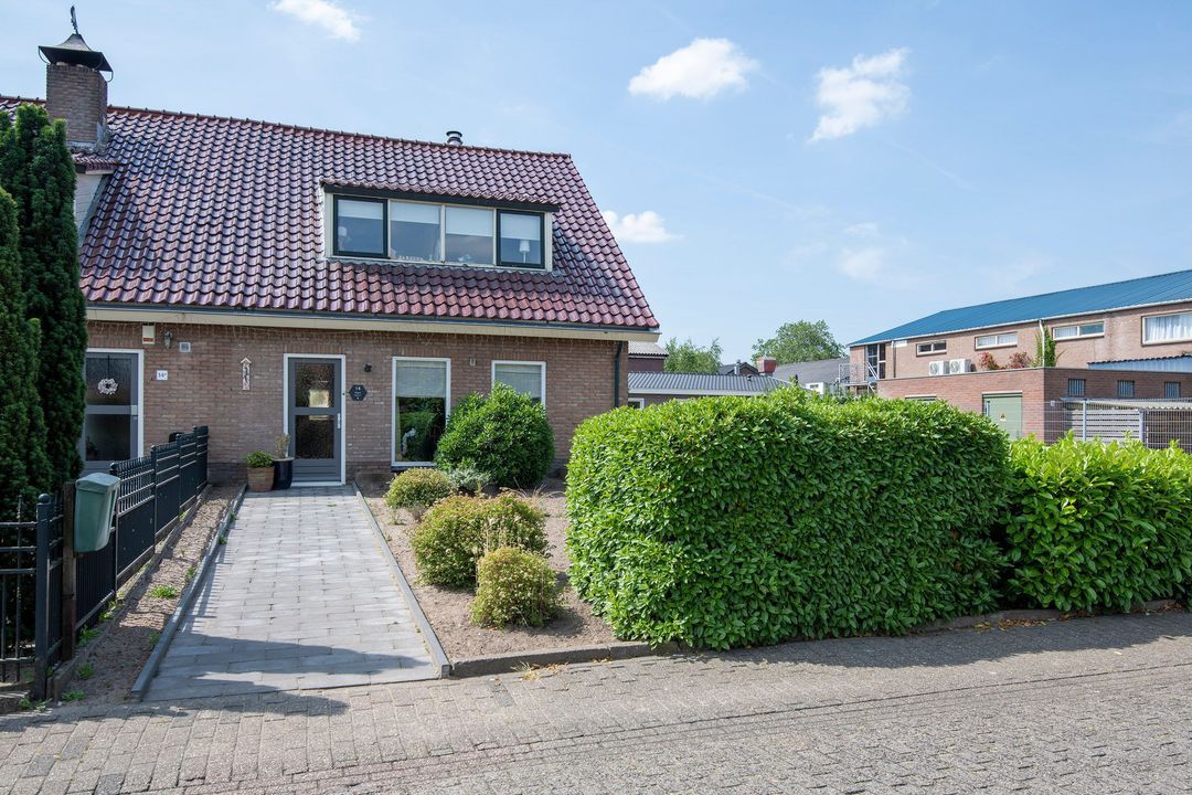 Ambachtstraat 14 14A, Putten foto-2