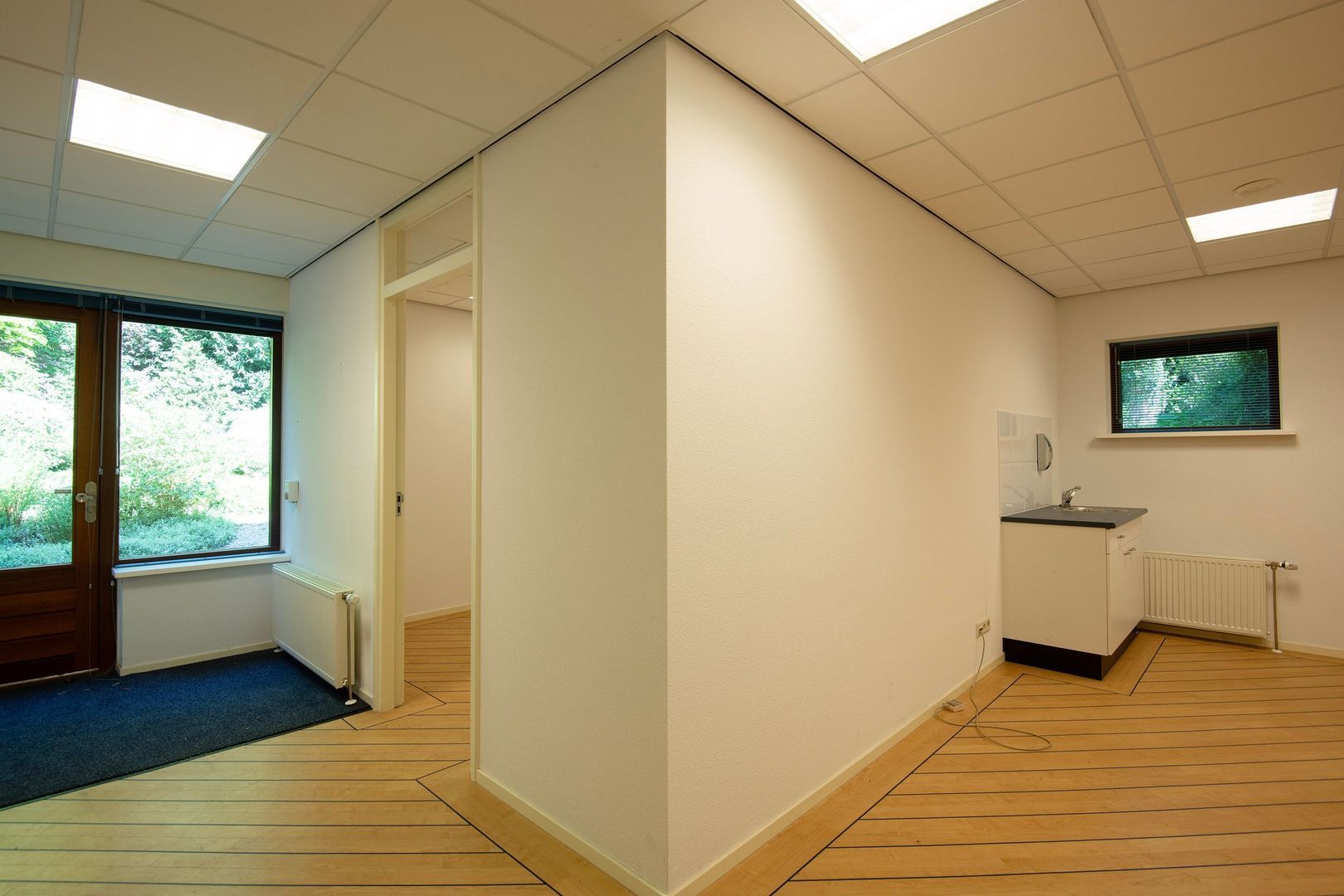 Dr L E van Hoornlaan 16, Garderen foto-24