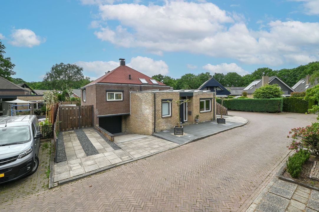 Meinwerkstraat 7, Putten foto-2
