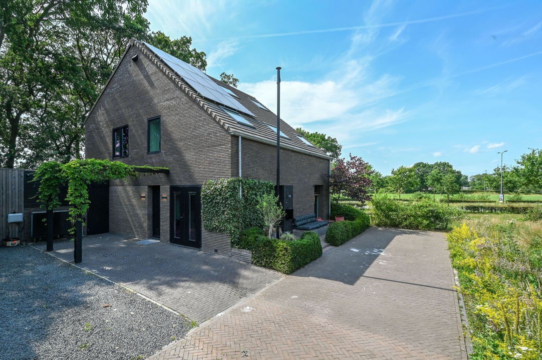 Dames Tijssenstraat 35, Putten foto-3