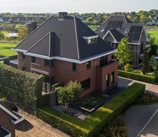 A.A. Meerenburghstraat 4, Strijen